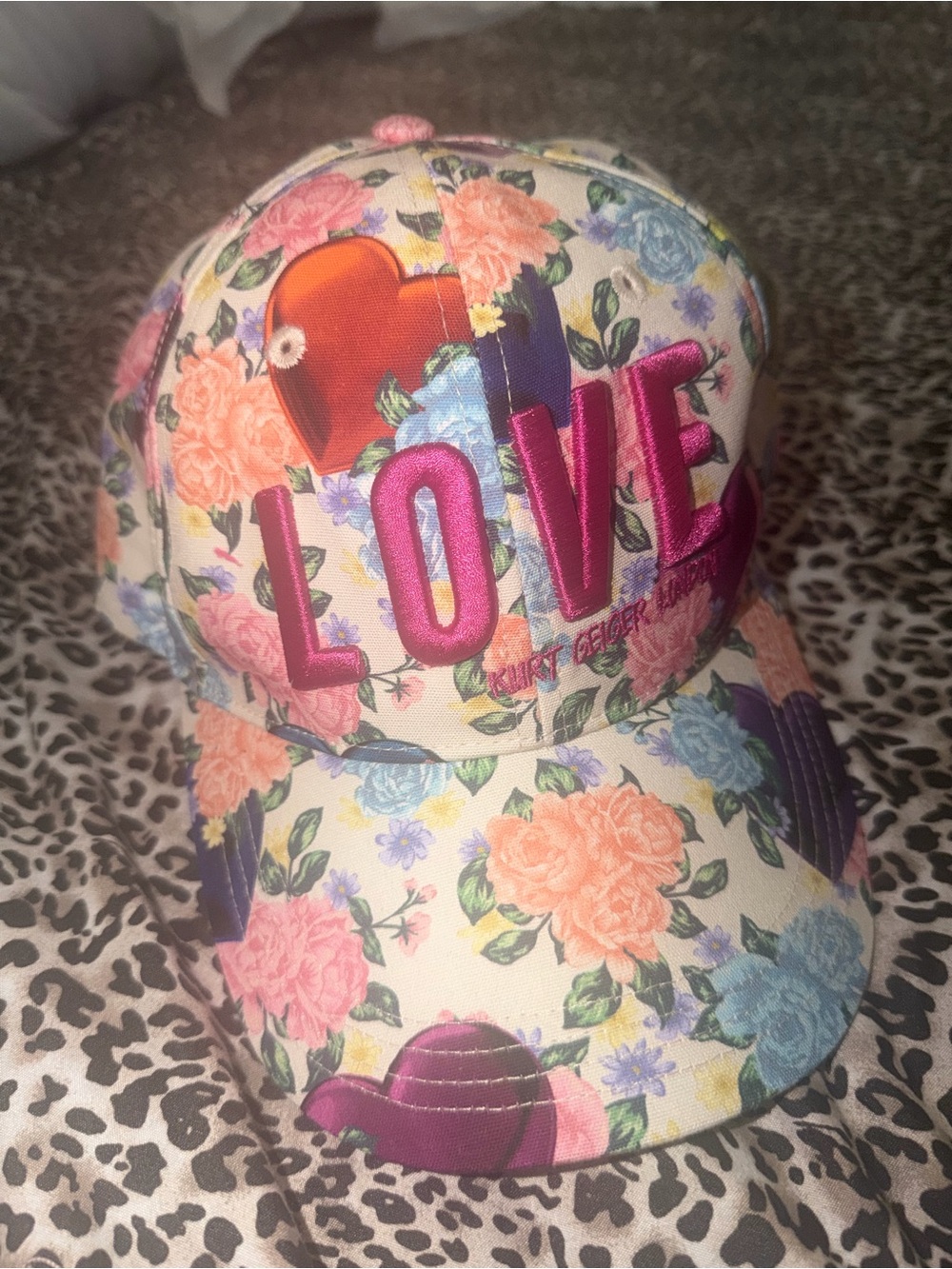 Kurt Geiger LOVE Cap